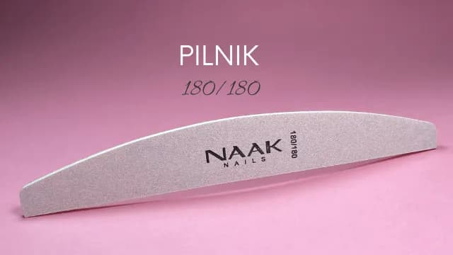 Jak zmatowić płytkę paznokcia, by uniknąć zniszczeń i uzyskać trwałość