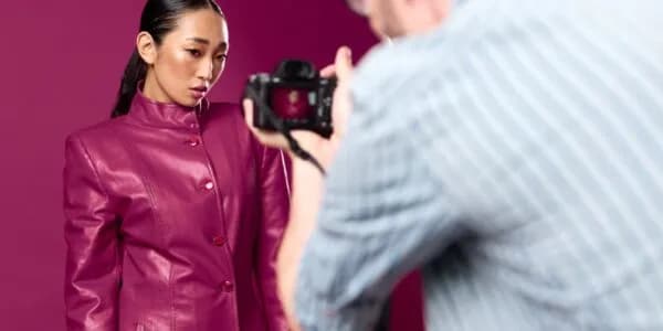 Jak być modelką – kluczowe kroki do sukcesu w świecie mody