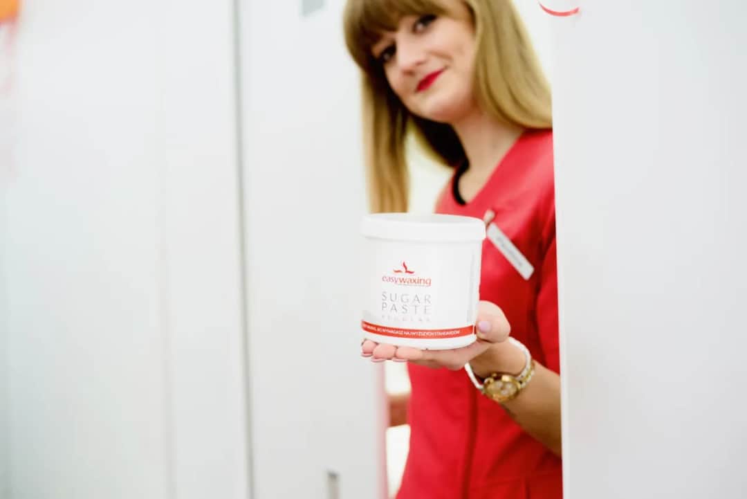 Depilacja bikini co obejmuje: poznaj różnice i wybierz najlepszą metodę